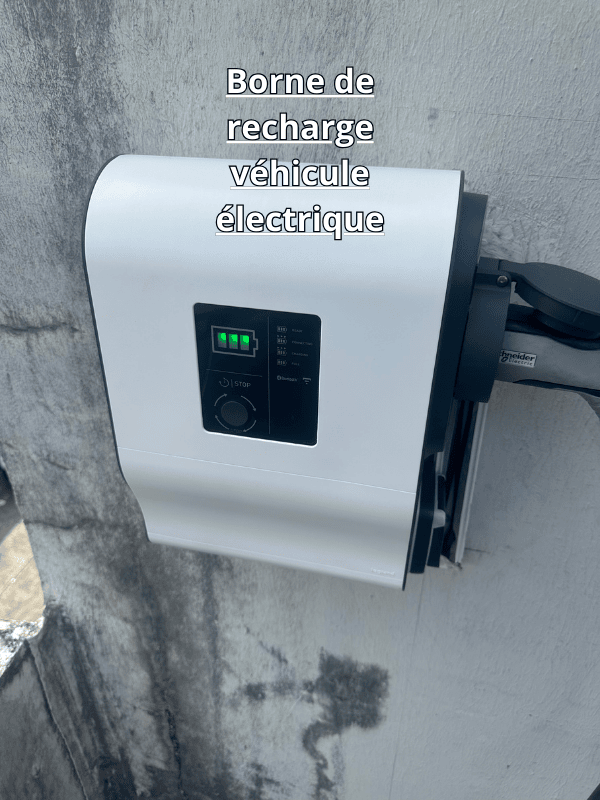Borne de recharge véhicule électrique